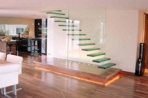 şık cam ev merdiven tasarımları